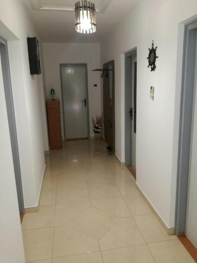 Kaka Apartment สเวติยูไร ภายนอก รูปภาพ